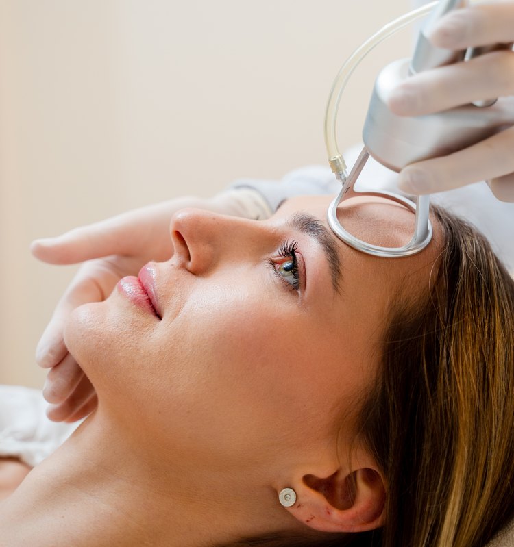 Tratamiento facial en Benroig